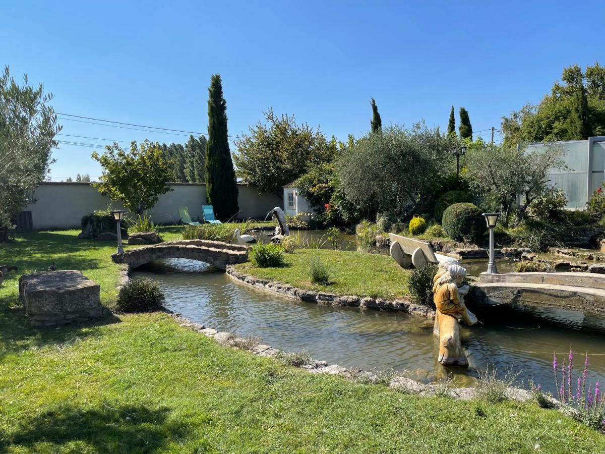 Studio Les Petits Lutins Entraigues-sur-la-Sorgue Zewnętrze zdjęcie