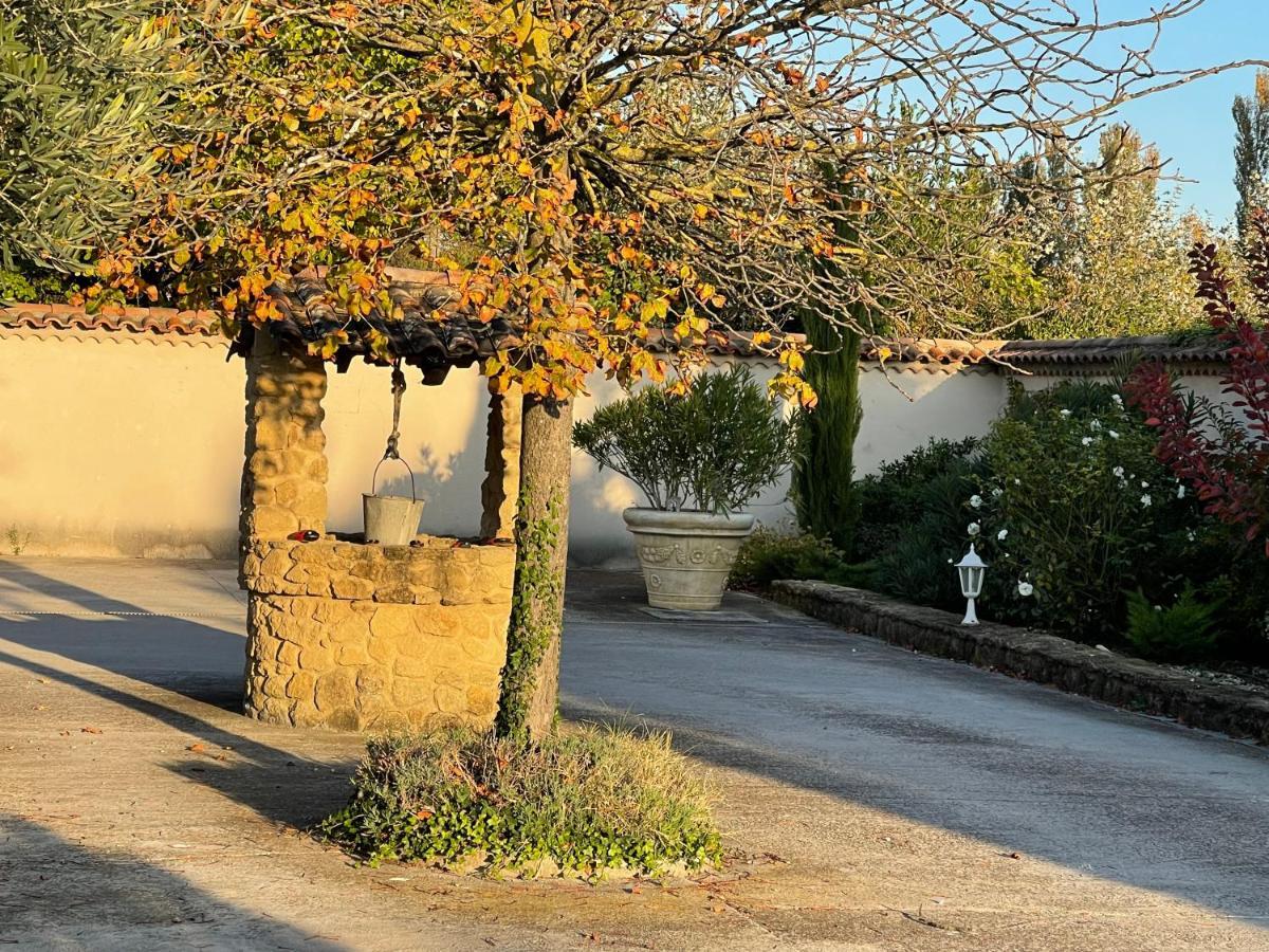 Studio Les Petits Lutins Entraigues-sur-la-Sorgue Zewnętrze zdjęcie