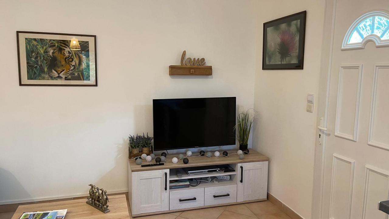 Studio Les Petits Lutins Entraigues-sur-la-Sorgue Zewnętrze zdjęcie